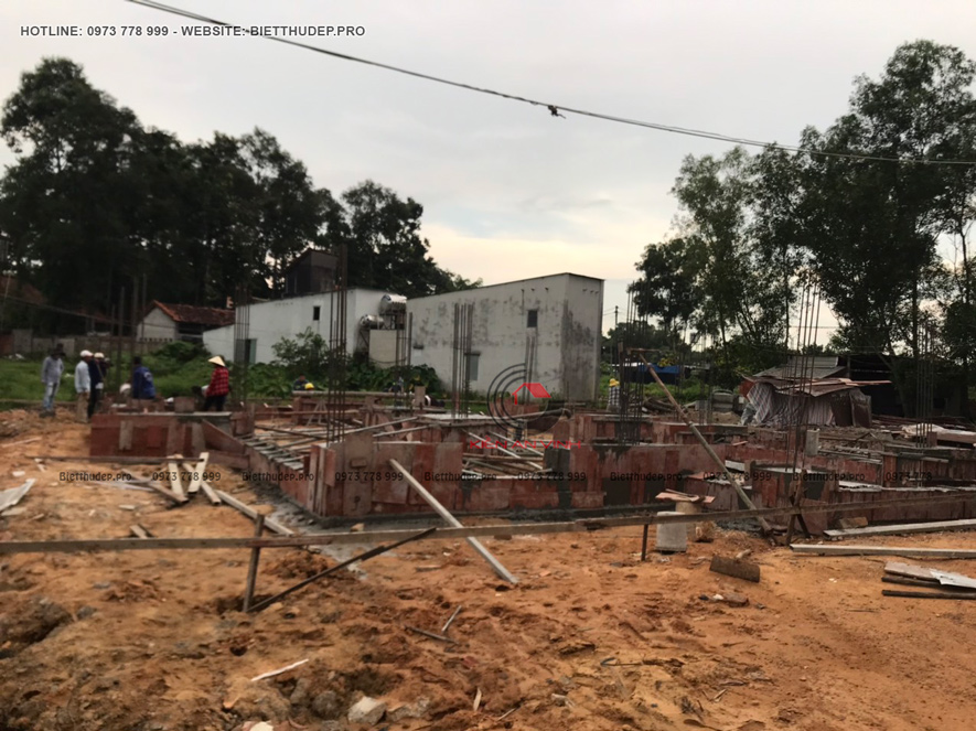 Thi-cong-biet-thu-3-tang-co-ho-boi-1