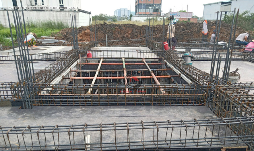 Thi-cong-biet-thu-3-tang-co-ho-boi-15